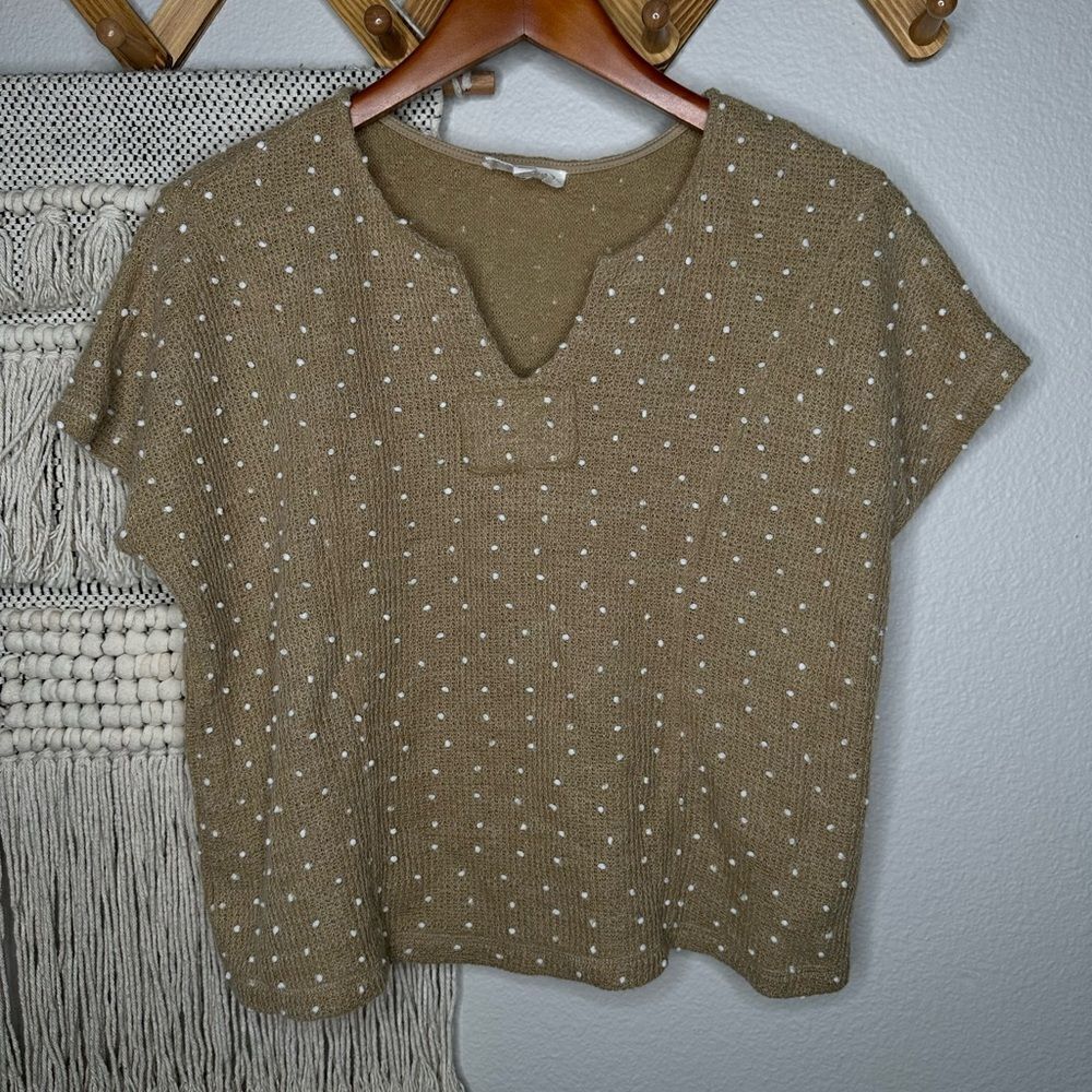 Flower & Feather Tan Burlap Dot Top